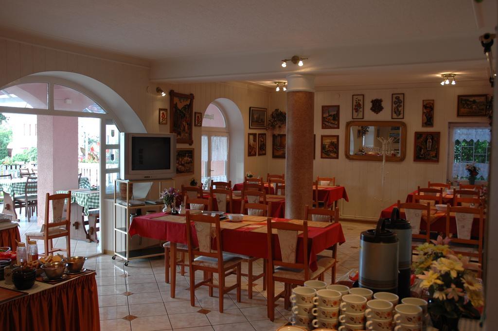 Korona Panzio Bed and Breakfast Balatonfüred Exterior foto